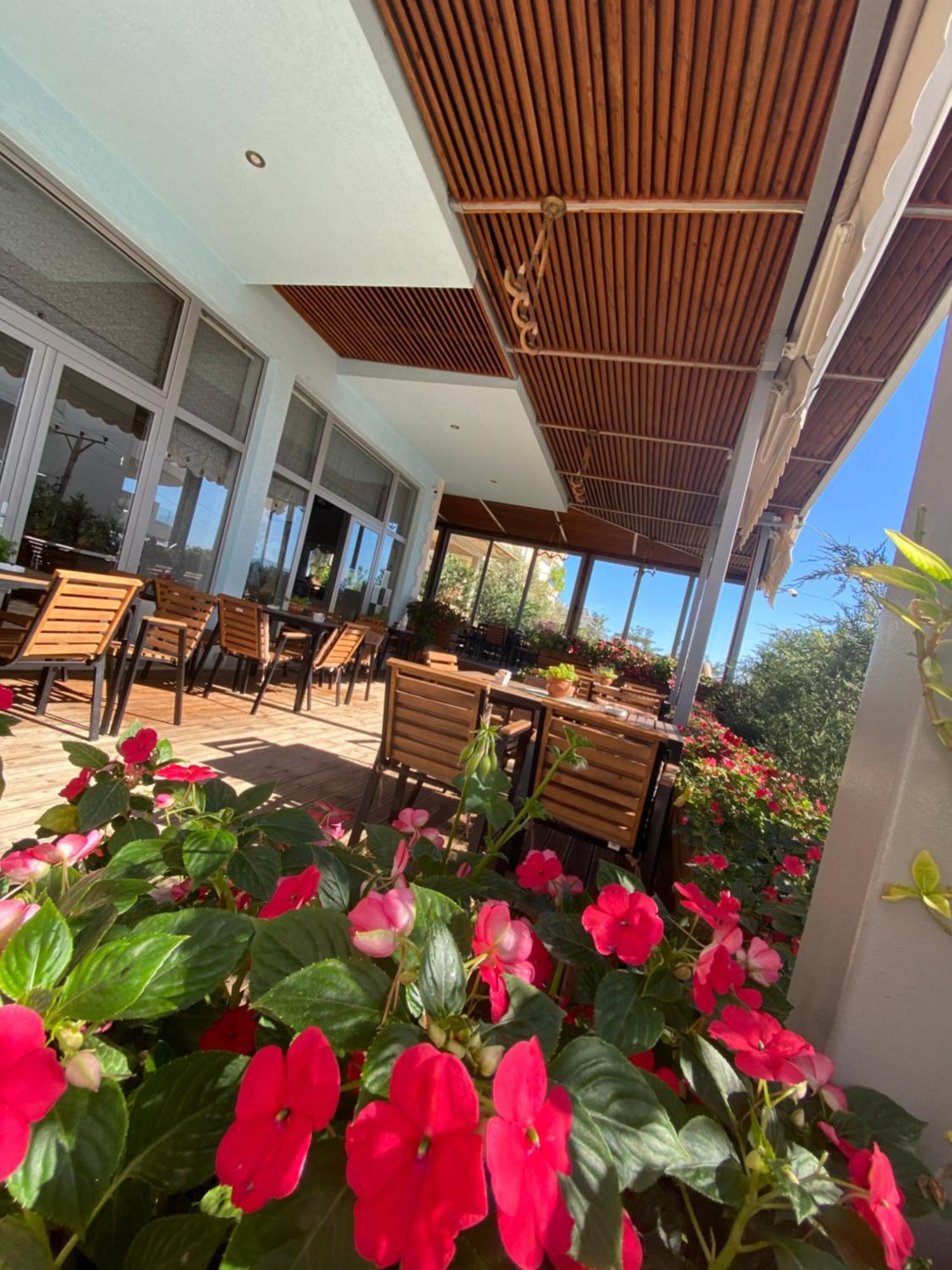 Hotel Abedini Sarande Exterior photo