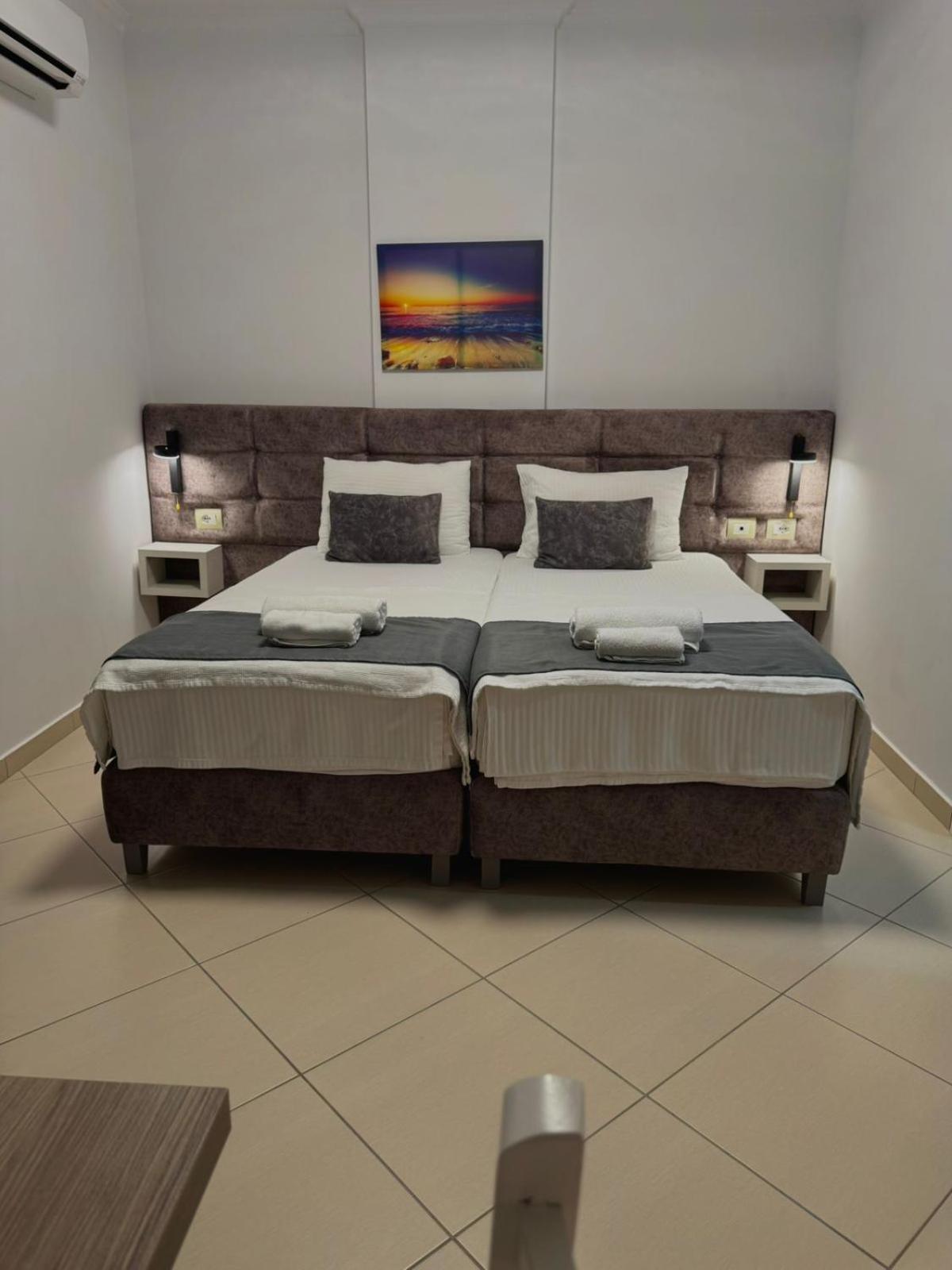 Hotel Abedini Sarande Exterior photo